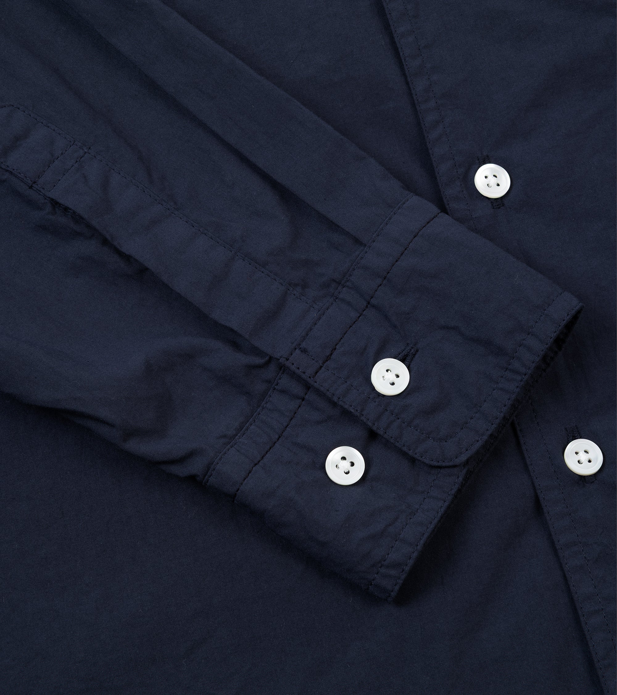 Sage de Cret Organic Cotton Broadcloth Stand Collar Long Shirt: Navy - Image 3