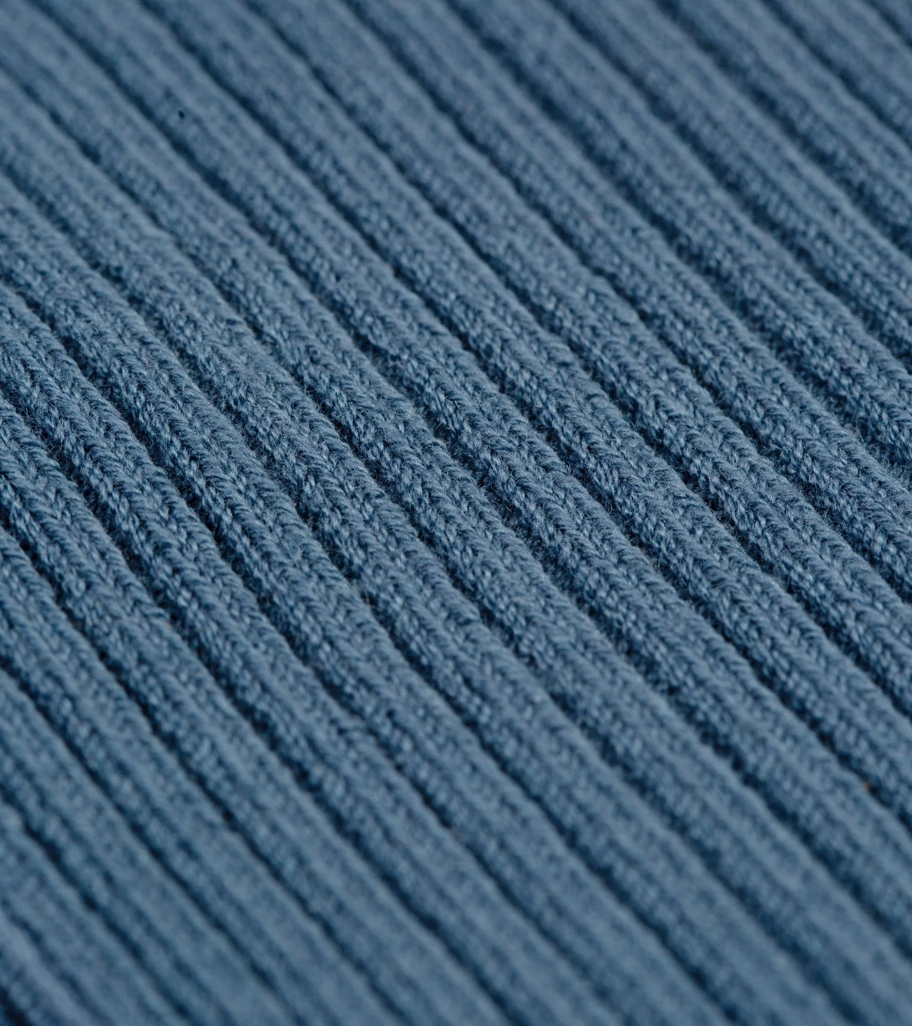 Tabio Power Fit Crew Socks: Blue - Image 2