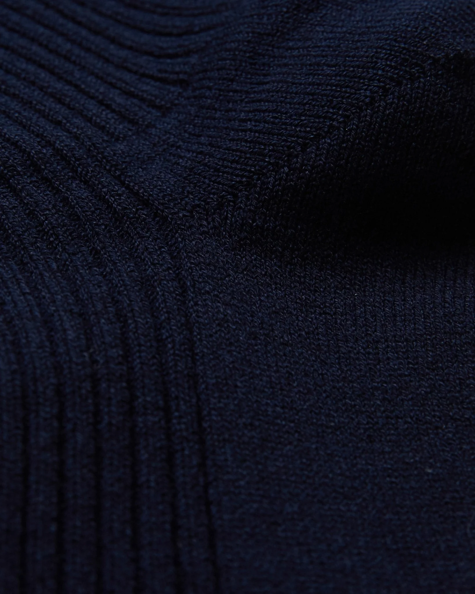 Tabio Power Fit Crew Socks: Navy - Image 2